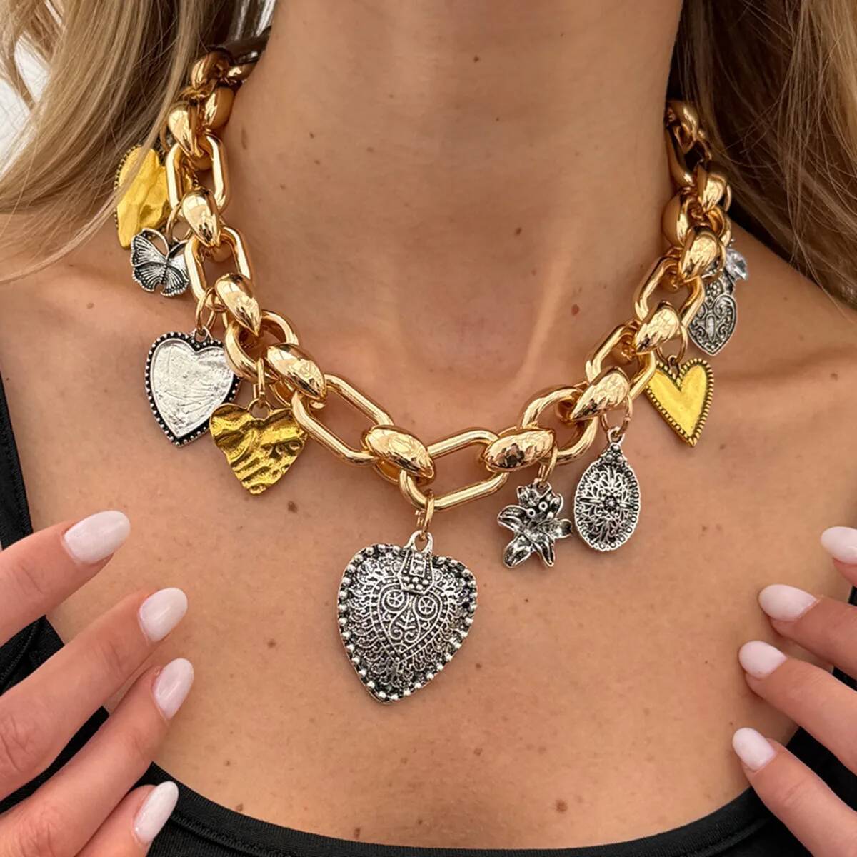 Z Vintage Fashion - IngeSight.Z ​ Vintage hartbloem hanger ketting