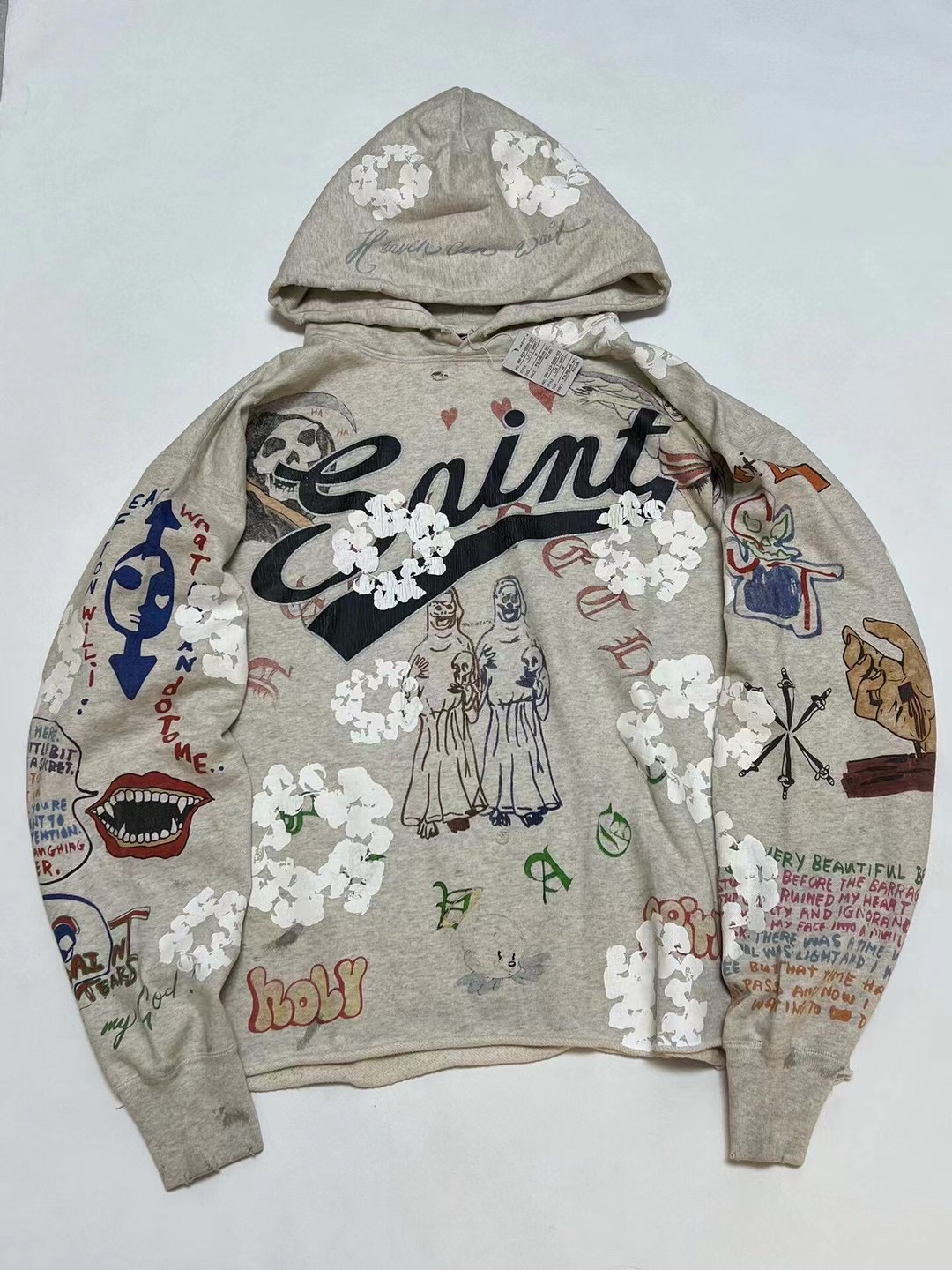 Vintage Fashion Look - Saint Mxxxxxx Collaborative Cotton Graffiti Print