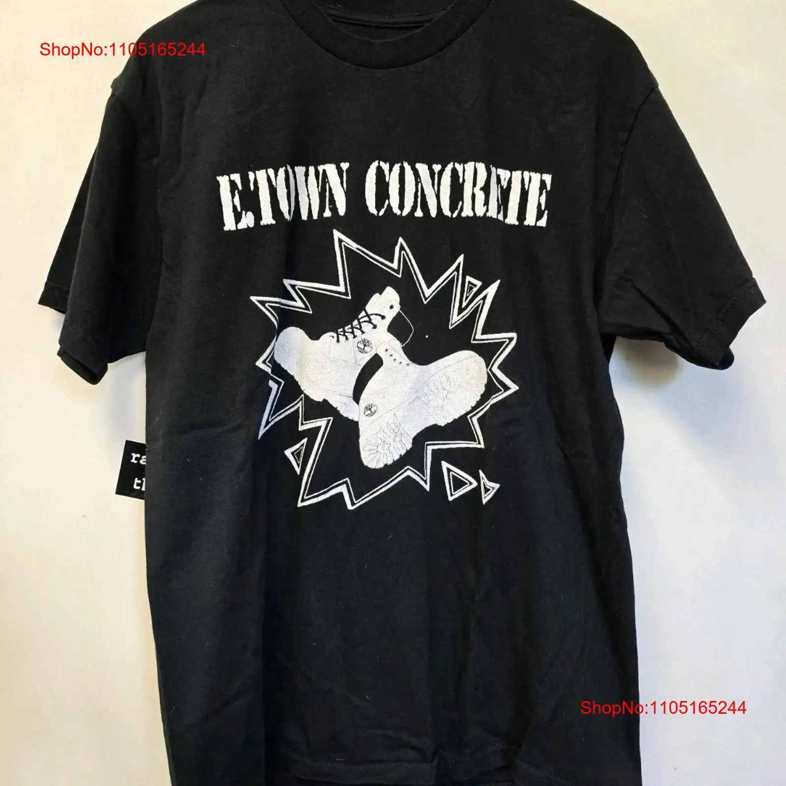 Vintage Fashion Newtown - E Town Concrete Band T-shirt L