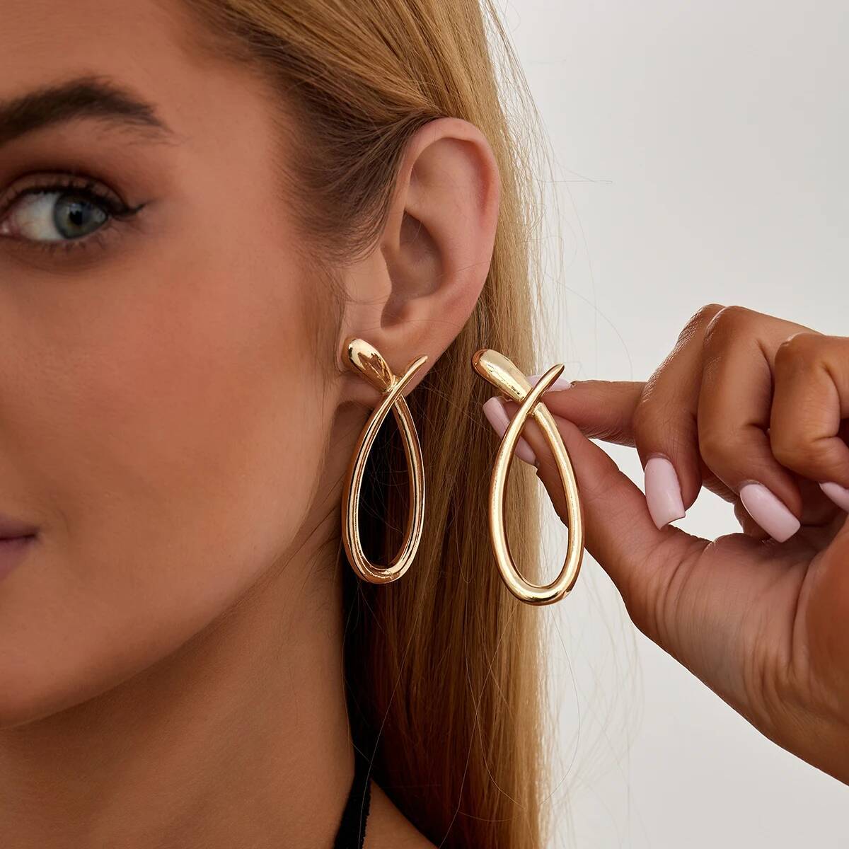 Z Vintage Fashion - IngeSight.Z Eenvoudige vintage holle geometrische oorknopjes