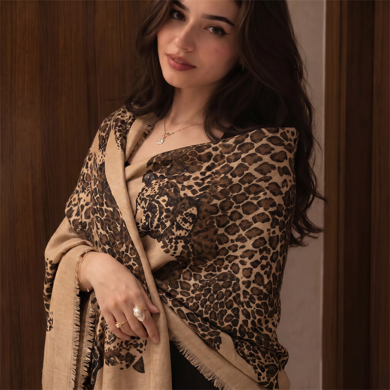Vintage luipaardprint hijab en - Vintage Fashion Wear recensie en prijs