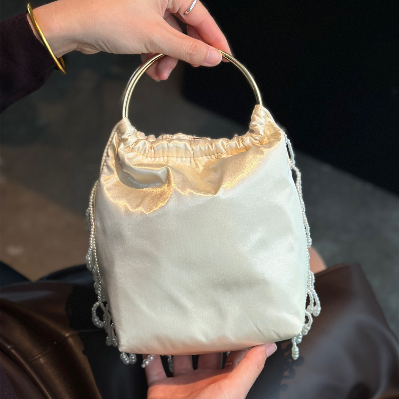 Handgemaakte kralen dameshandt - French Vintage Fashion recensie en prijs