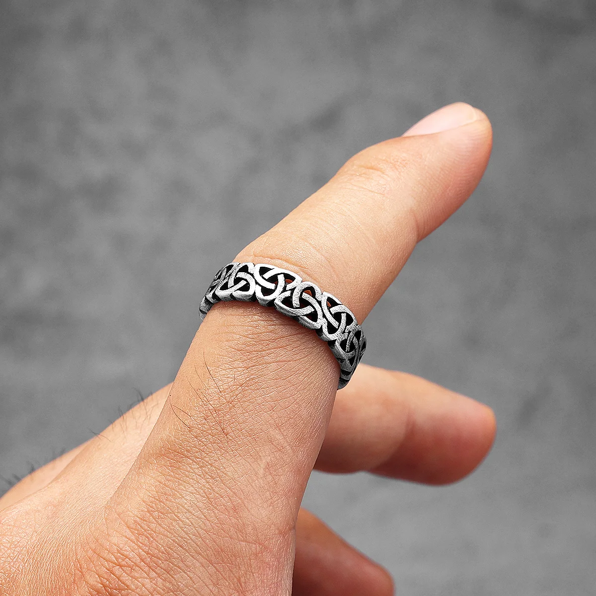 Holle Keltische Mannen Ringen  - Vintage Fashion Newtown recensie en prijs