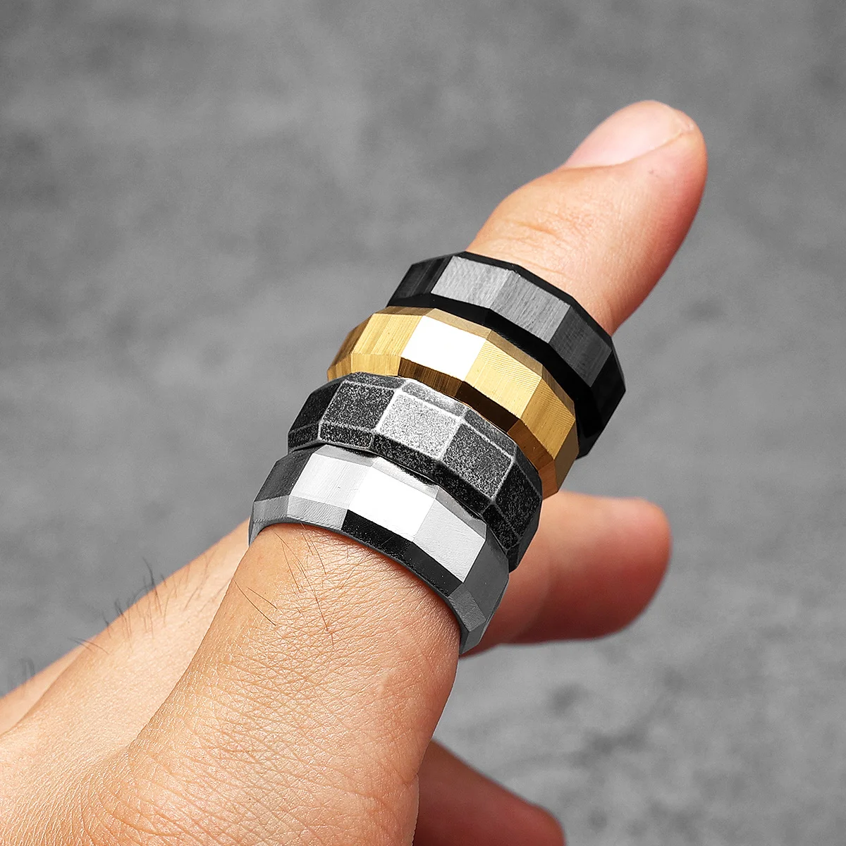 Geometrische Cuts Mannen Ringe - Vintage Fashion Newtown recensie en prijs